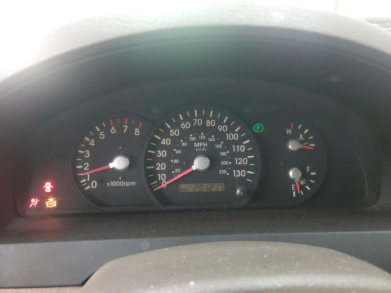 2004 Kia Sorento Ex VIN: KNDJD733145211238 Lot: 63921305