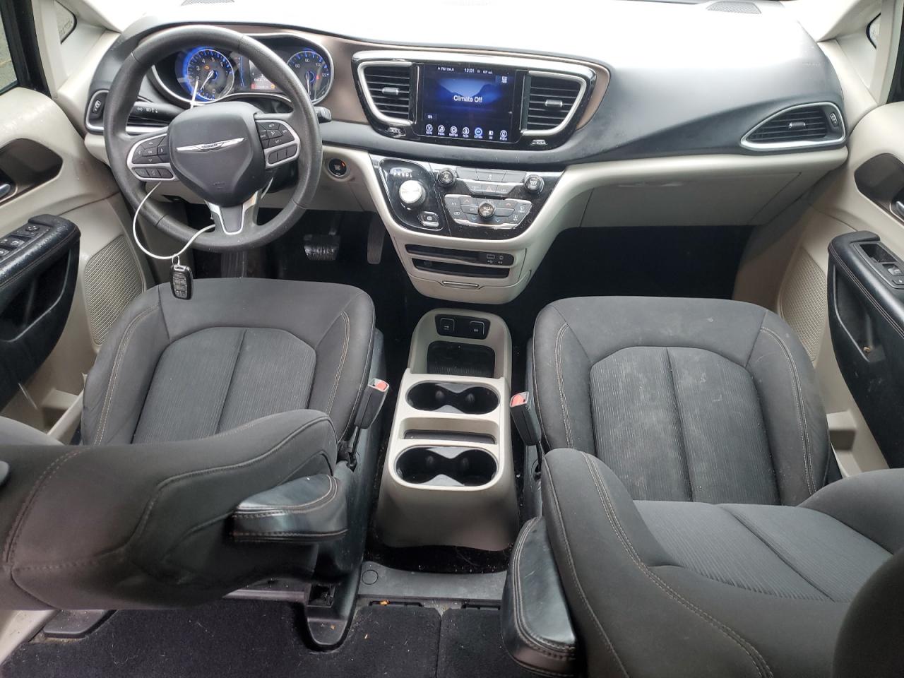 2017 Chrysler Pacifica Touring VIN: 2C4RC1DG7HR623225 Lot: 67200335