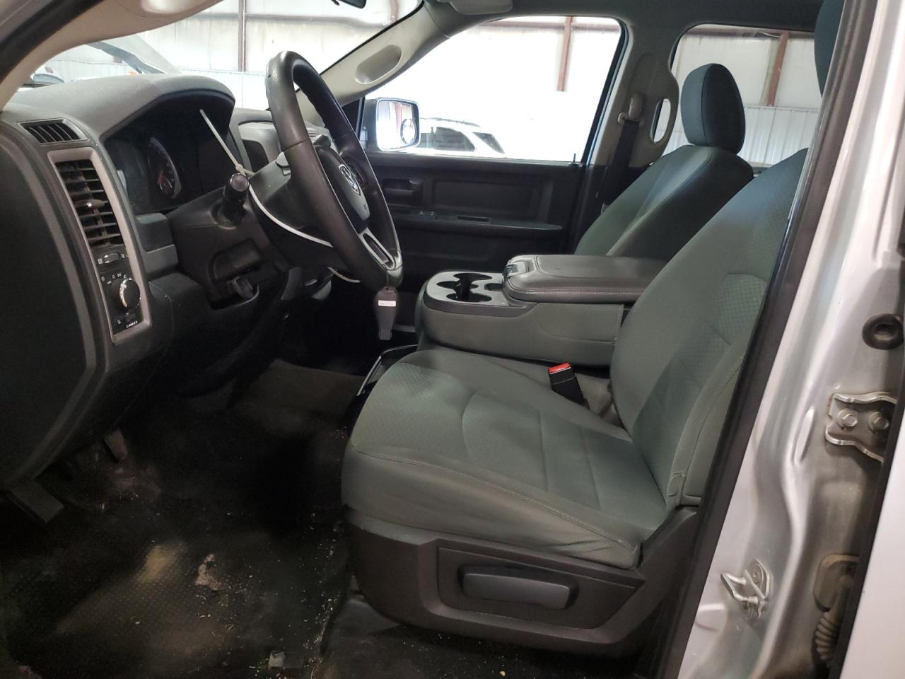 2015 Ram 1500 St VIN: 1C6RR7ST1FS585091 Lot: 63380465