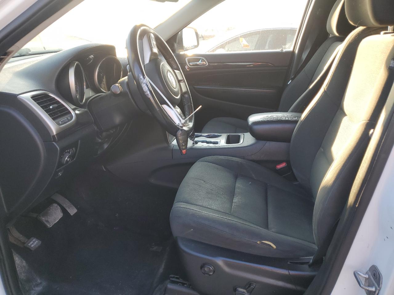 1c4rjfag2dc648401 1C4RJFAG2DC648401 2013 Jeep Grand Cherokee Laredo