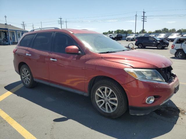  NISSAN PATHFINDER 2016 Красный