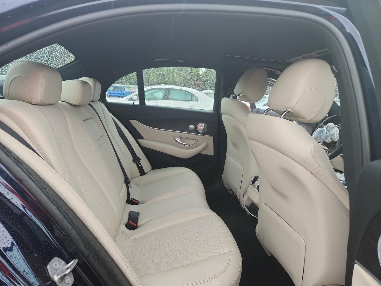 2018 Mercedes-Benz E 300 4Matic VIN: WDDZF4KB0JA305723 Lot: 64754175