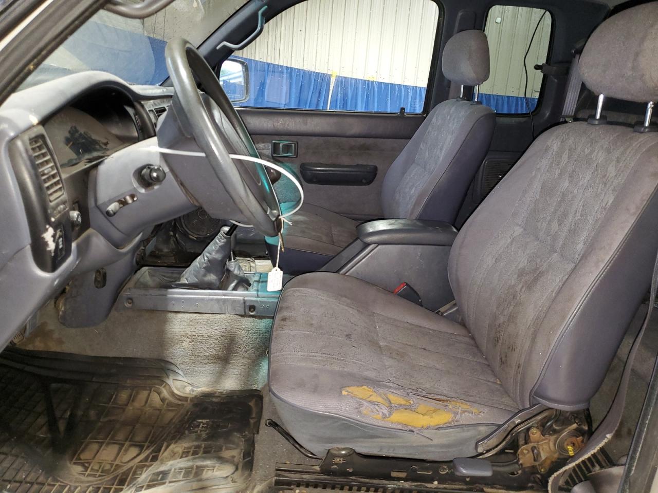 2000 Toyota Tacoma Xtracab VIN: 4TAWM72N4YZ665499 Lot: 62986435