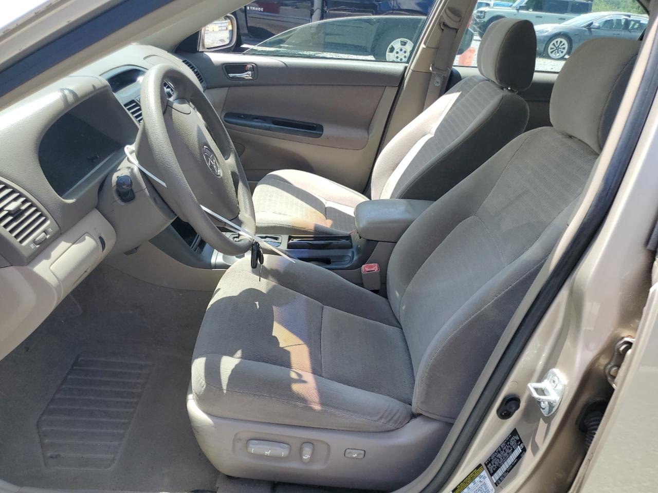 2005 Toyota Camry Le VIN: 4T1BE32K05U974227 Lot: 65564285