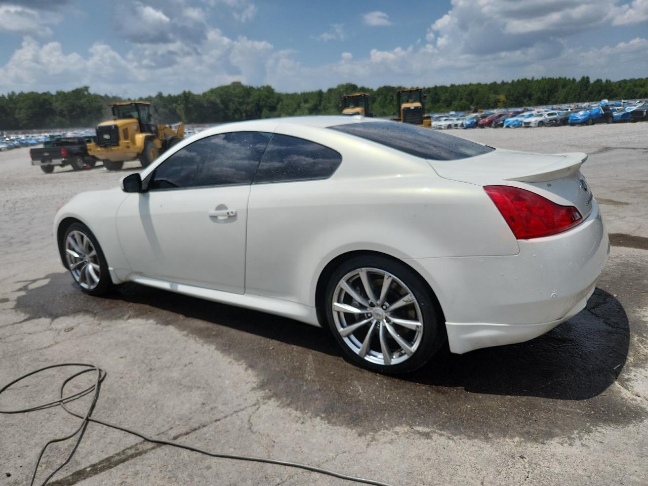 2010 Infiniti G37 Base VIN: JN1CV6EK0AM102648 Lot: 66295565