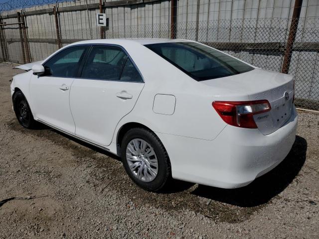 Седаны TOYOTA CAMRY 2013 Белы