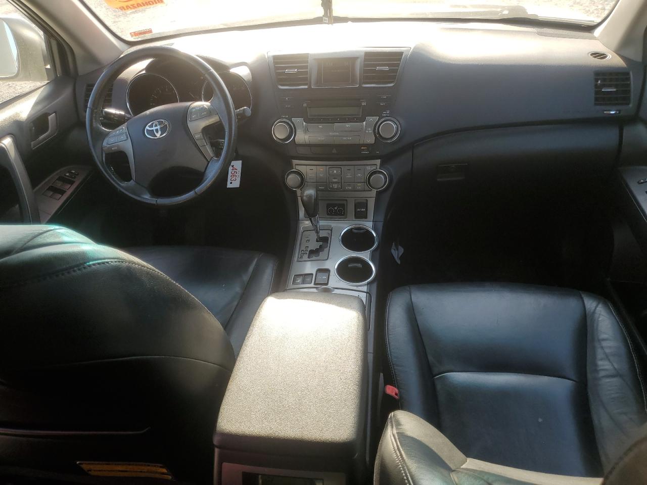 5TDJK3EH9AS036007 2010 Toyota Highlander Se