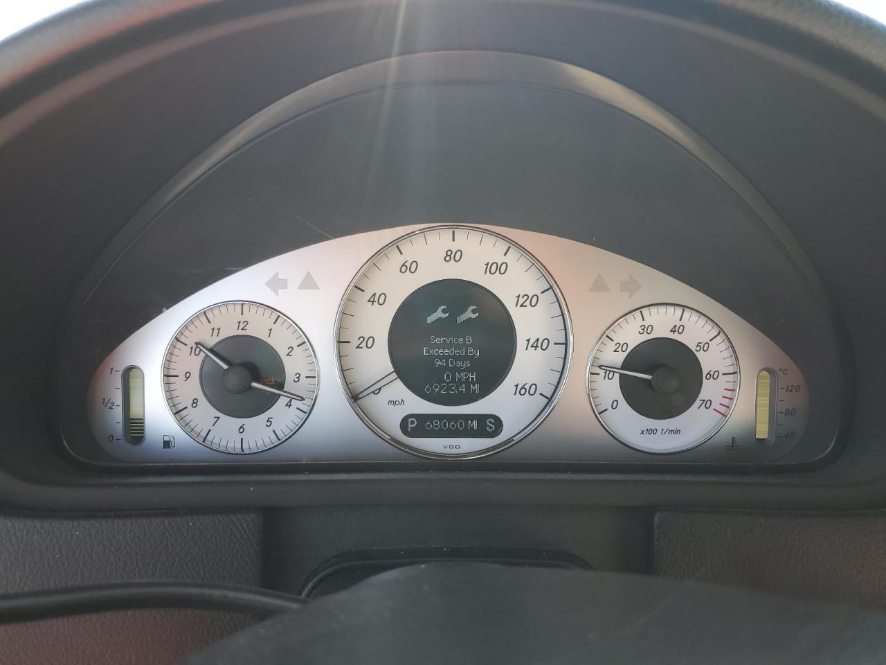2009 Mercedes-Benz Clk 350 VIN: WDBTK56G69T104768 Lot: 63009615
