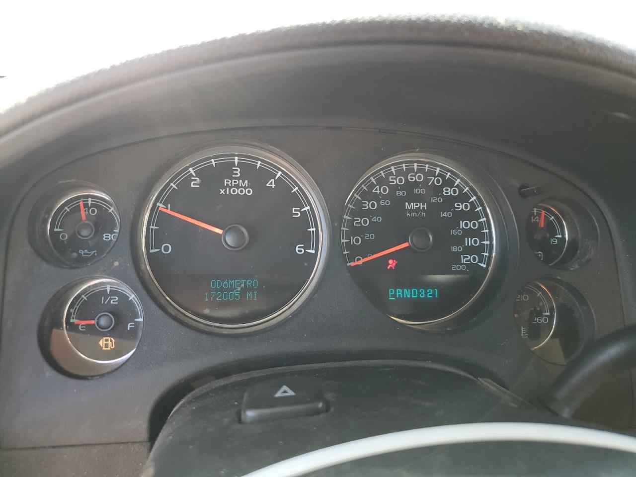 2008 GMC Yukon VIN: 1GKFC13088J235081 Lot: 64079025