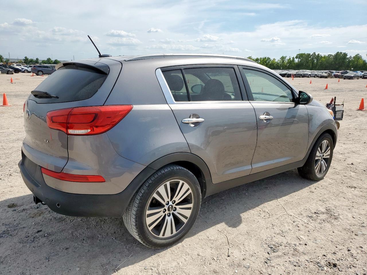 kndpc3ac1g7868316 KNDPC3AC1G7868316 2016 Kia Sportage Ex