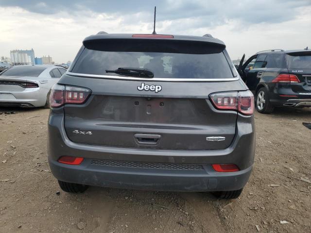  JEEP COMPASS 2018 Серый