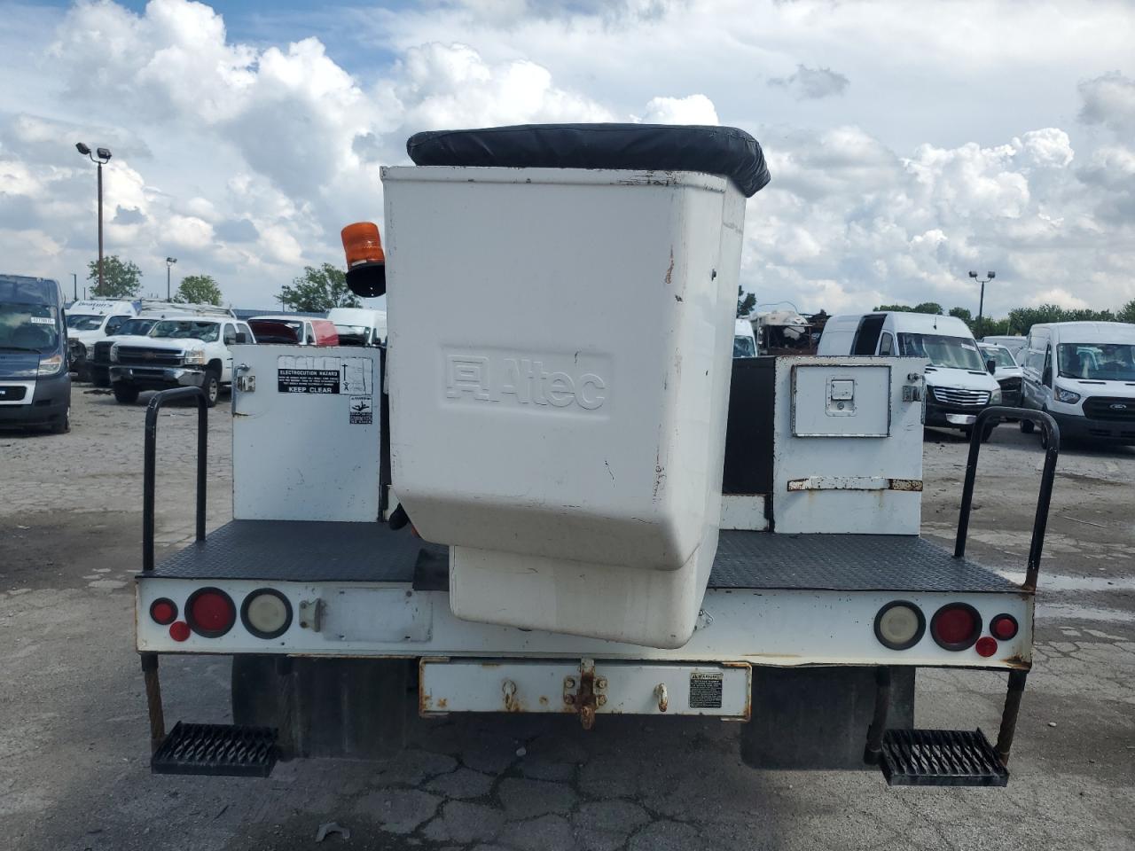 2000 Ford F450 Super Duty VIN: 3FDXF47F5YMA22031 Lot: 62984695