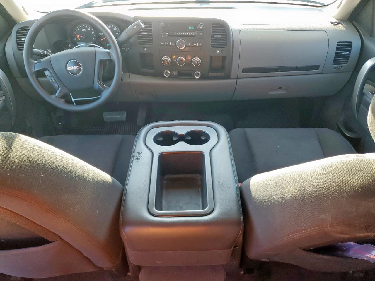 2010 GMC Sierra C1500 Sl VIN: 3GTRCUEA2AG276555 Lot: 63839185