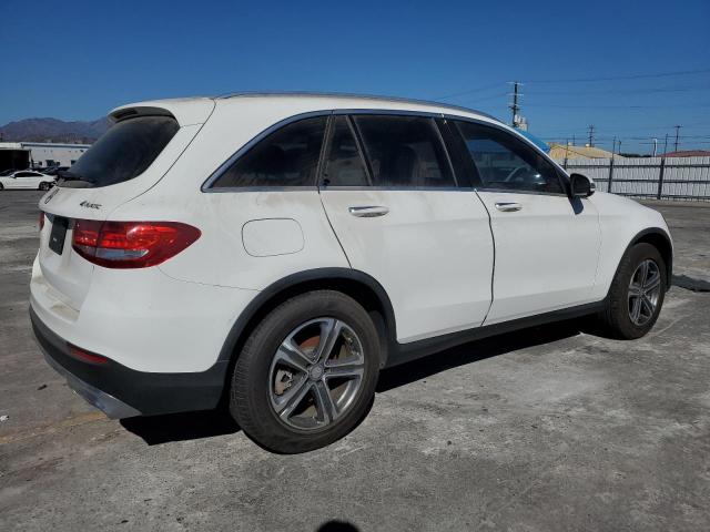 Parquets MERCEDES-BENZ GLC-CLASS 2016 Biały