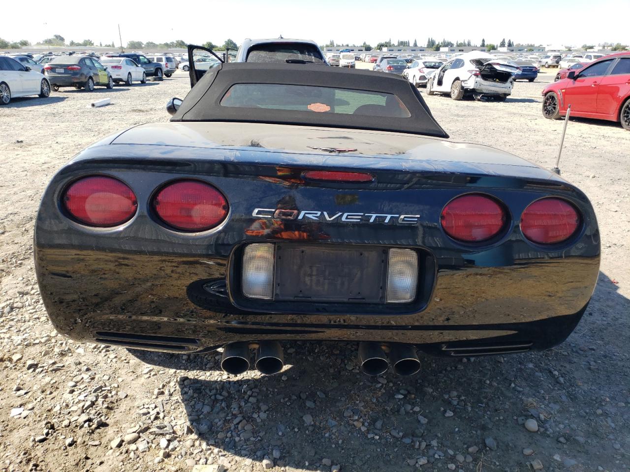 2004 Chevrolet Corvette VIN: 1G1YY32G945104477 Lot: 65017305