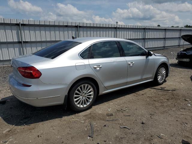  VOLKSWAGEN PASSAT 2016 Szary
