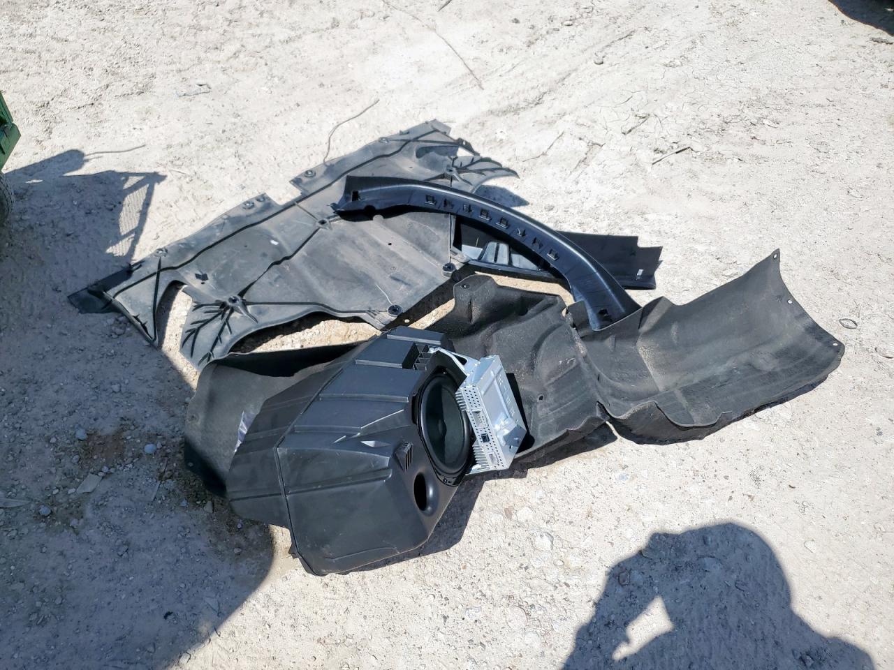 2022 Tesla Model 3 VIN: 5YJ3E1EB3NF134637 Lot: 65739065