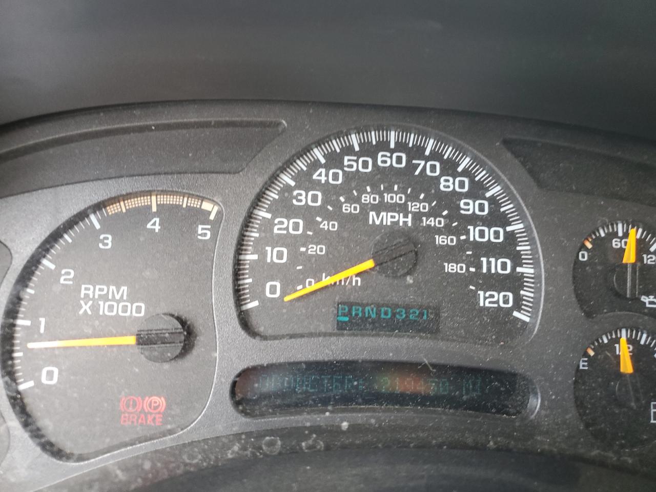 2004 GMC Sierra K2500 Heavy Duty VIN: 1GTHK23124F110936 Lot: 62919835