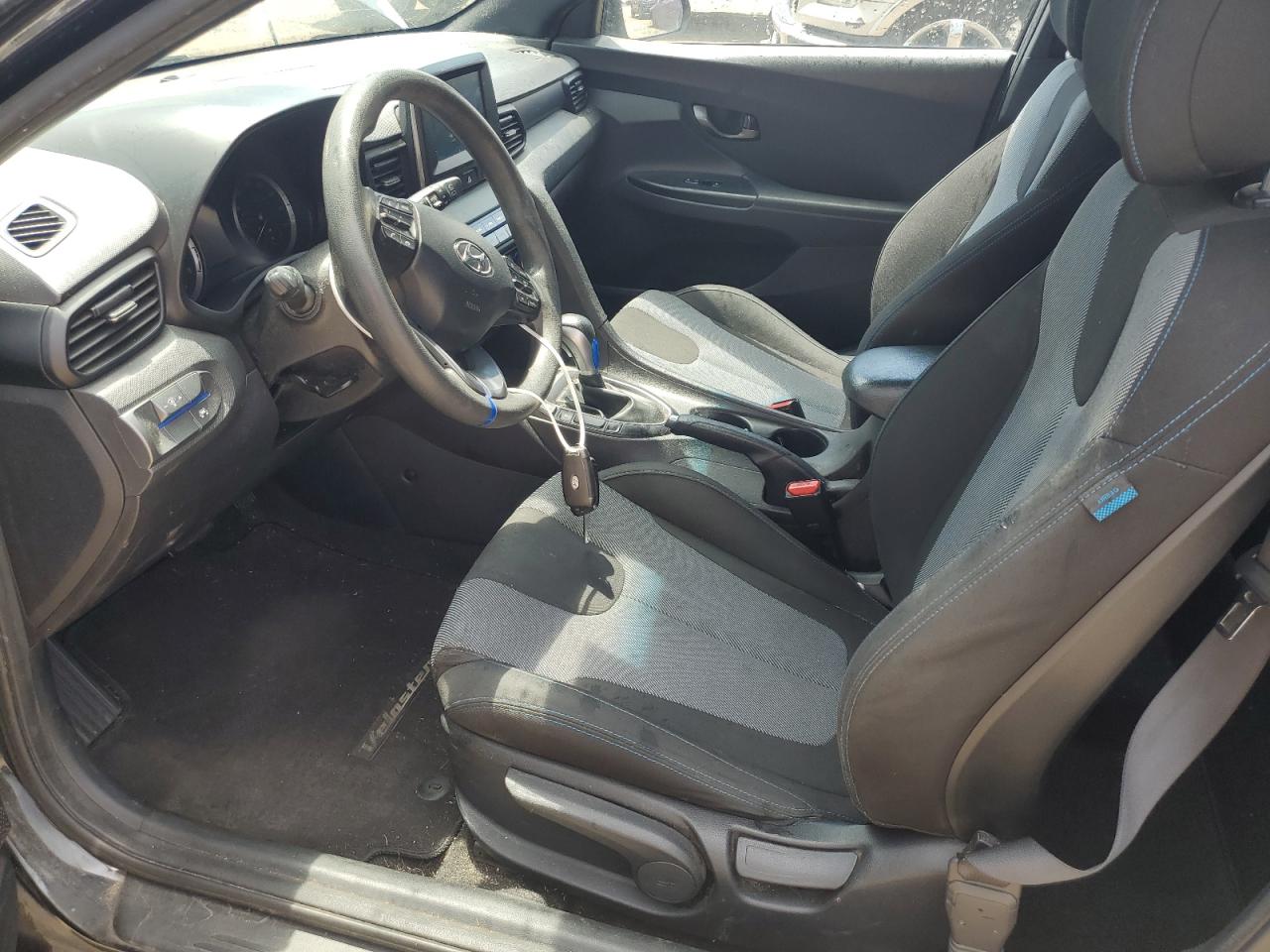 2019 Hyundai Veloster Base VIN: KMHTG6AF3KU005165 Lot: 64304245