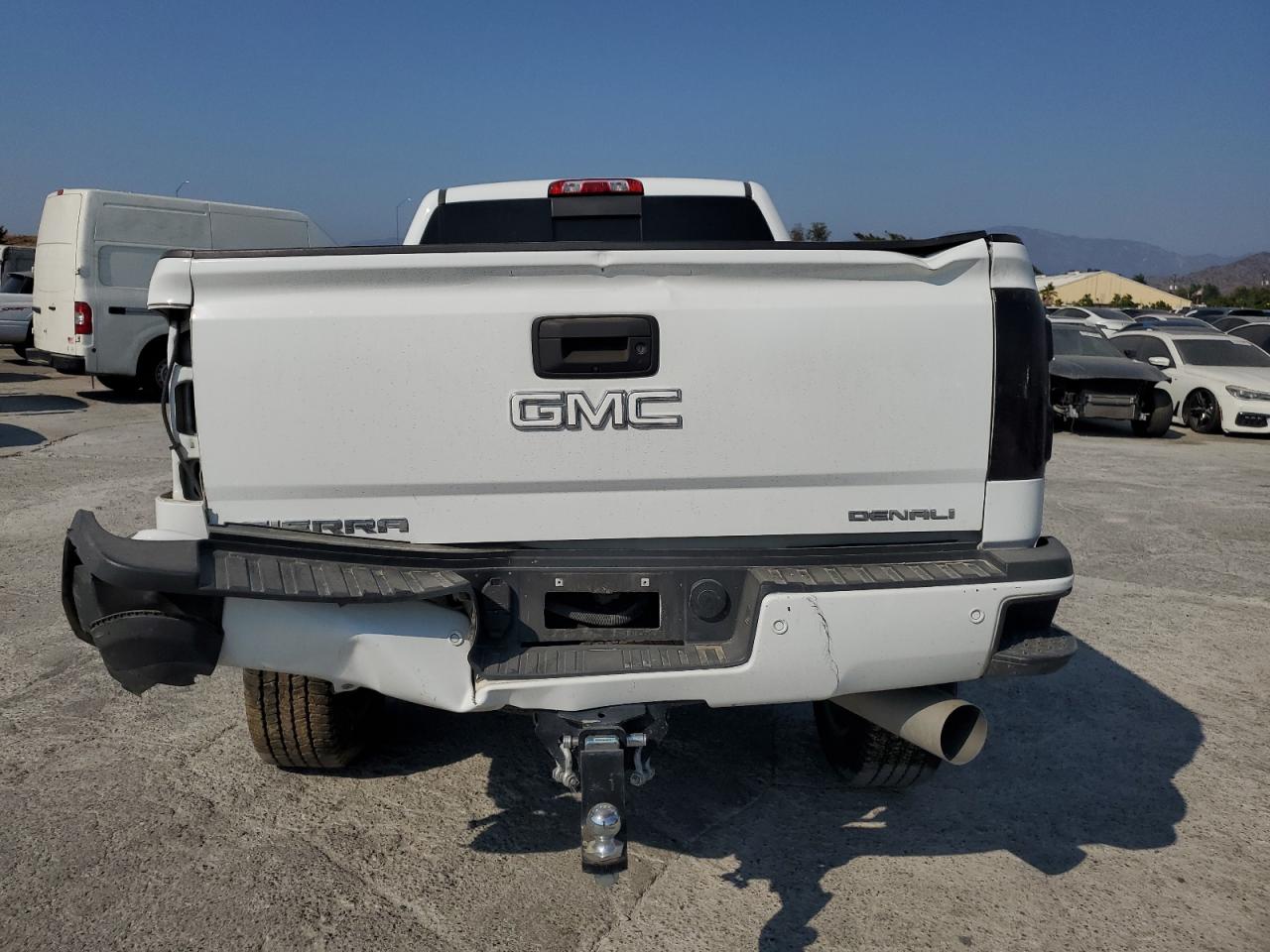 2019 GMC Sierra K2500 Denali VIN: 1GT12SEY0KF245440 Lot: 64581305