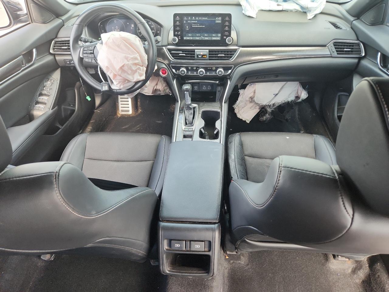 2022 Honda Accord Sport VIN: 1HGCV1F33NA049993 Lot: 64639015
