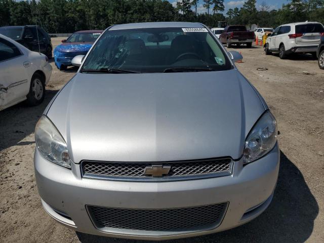 Sedans CHEVROLET IMPALA 2016 Srebrny