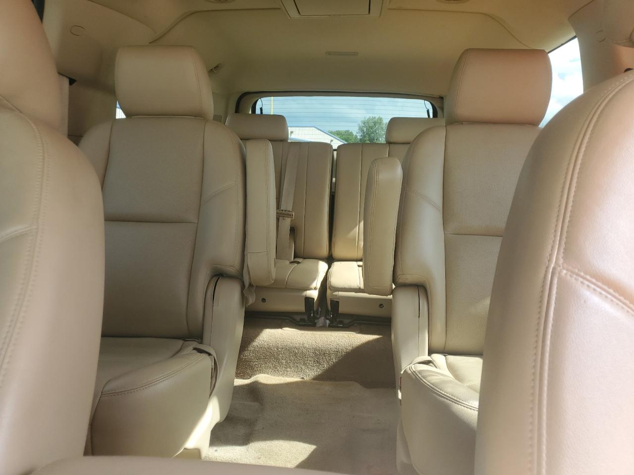 2014 GMC Yukon Xl Denali VIN: 1GKS1MEF4ER177877 Lot: 64712435