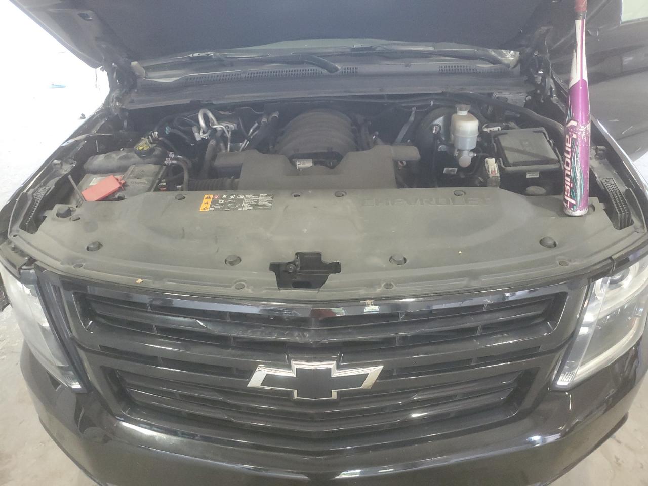 1gnskjkj8kr131049 1GNSKJKJ8KR131049 2019 Chevrolet Suburban K1500 Premier
