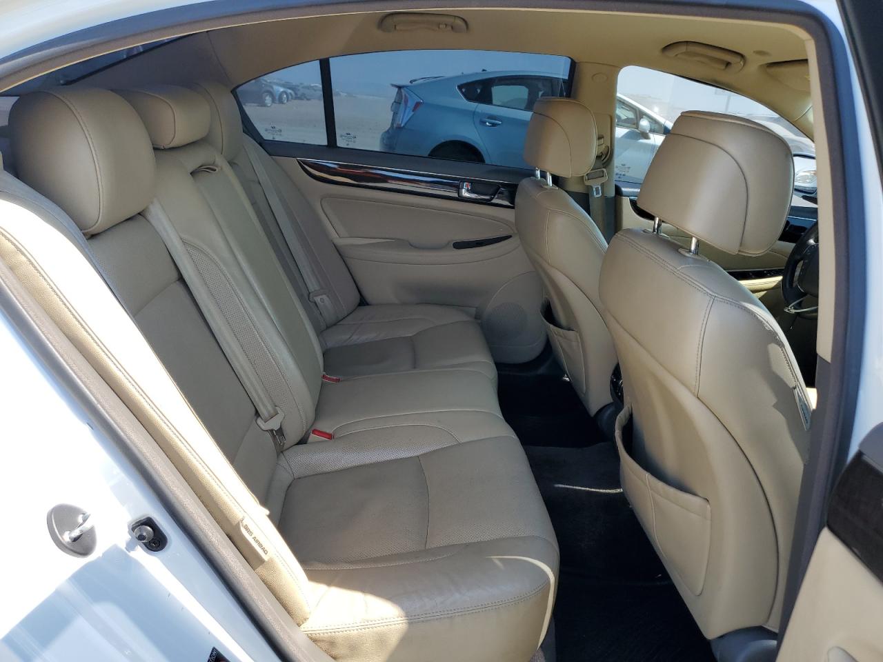 2011 Hyundai Genesis 3.8L VIN: KMHGC4DE4BU132785 Lot: 65074565