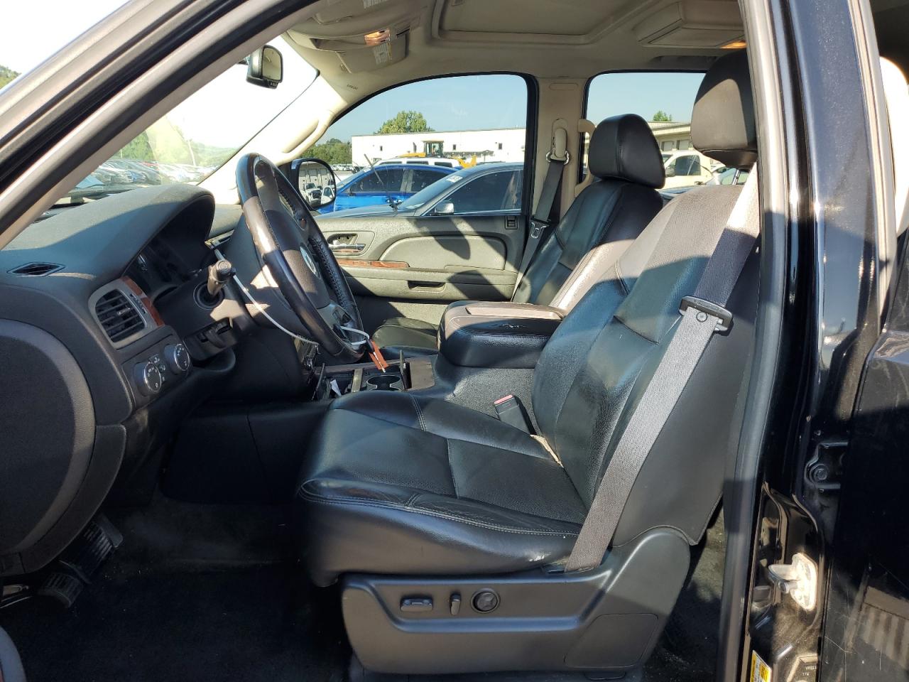2009 Chevrolet Tahoe K1500 Ltz VIN: 1GNFK330X9R159075 Lot: 65344575