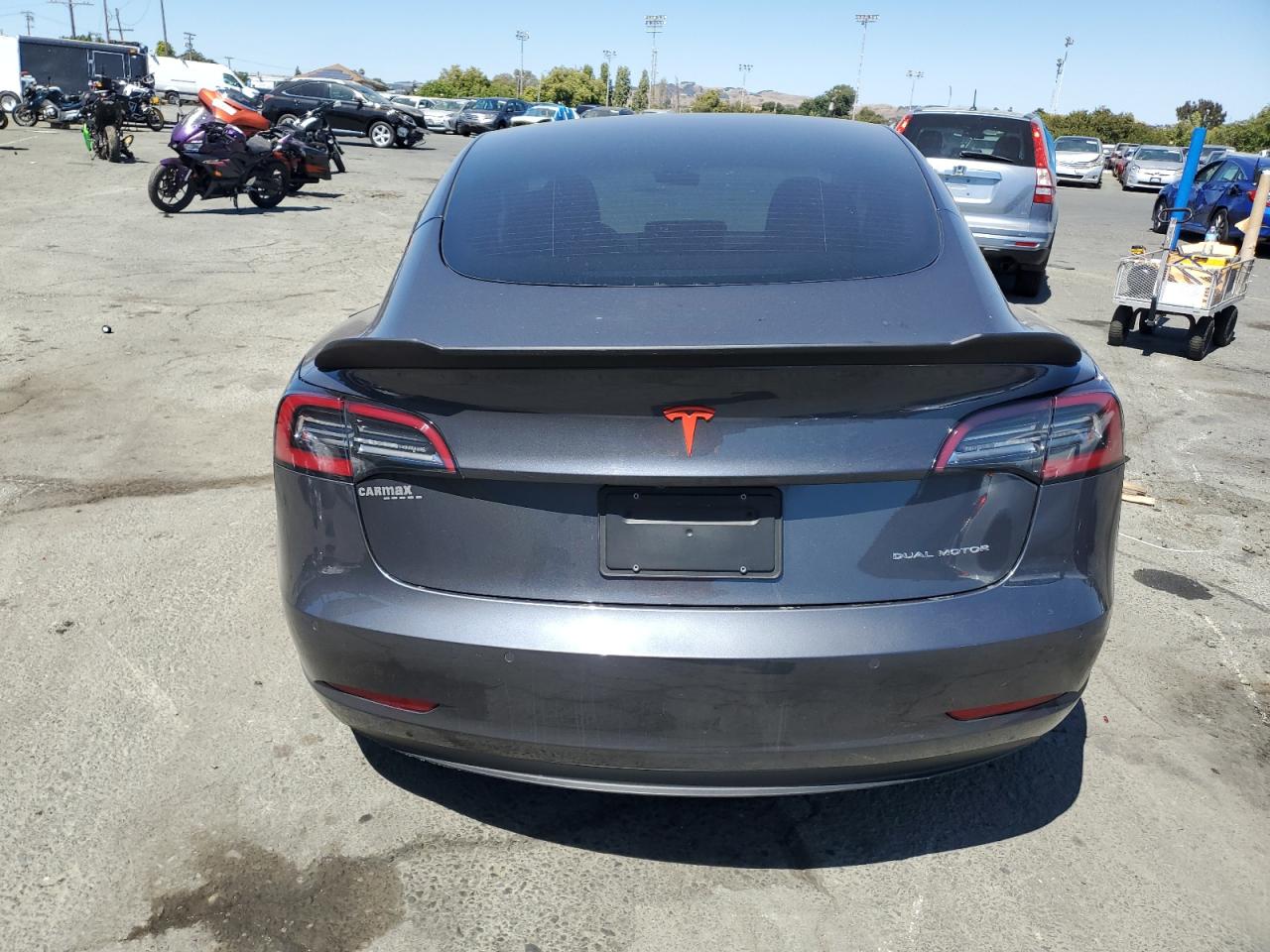 2021 Tesla Model 3 VIN: 5YJ3E1EB9MF002318 Lot: 65325525