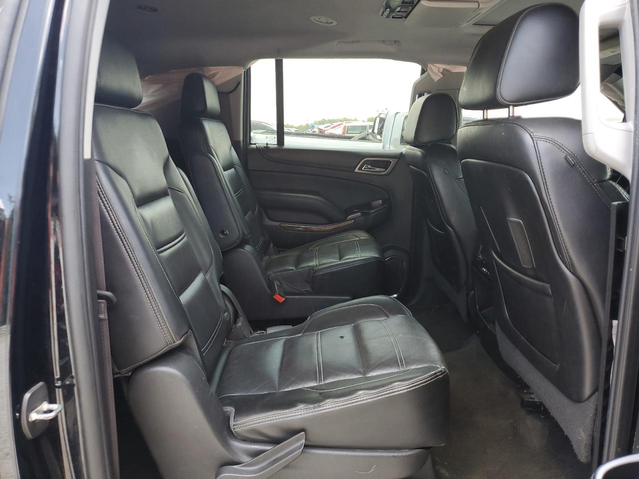 2016 GMC Yukon Xl Denali VIN: 1GKS2HKJ8GR397698 Lot: 63180455