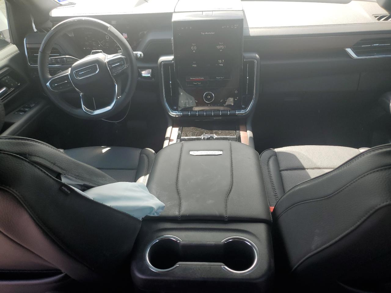 2025 GMC Yukon Xl Denali VIN: 1GKS2JRL1SR210888 Lot: 65169335