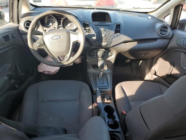 Hatchbacks FORD FIESTA 2015 Czarny