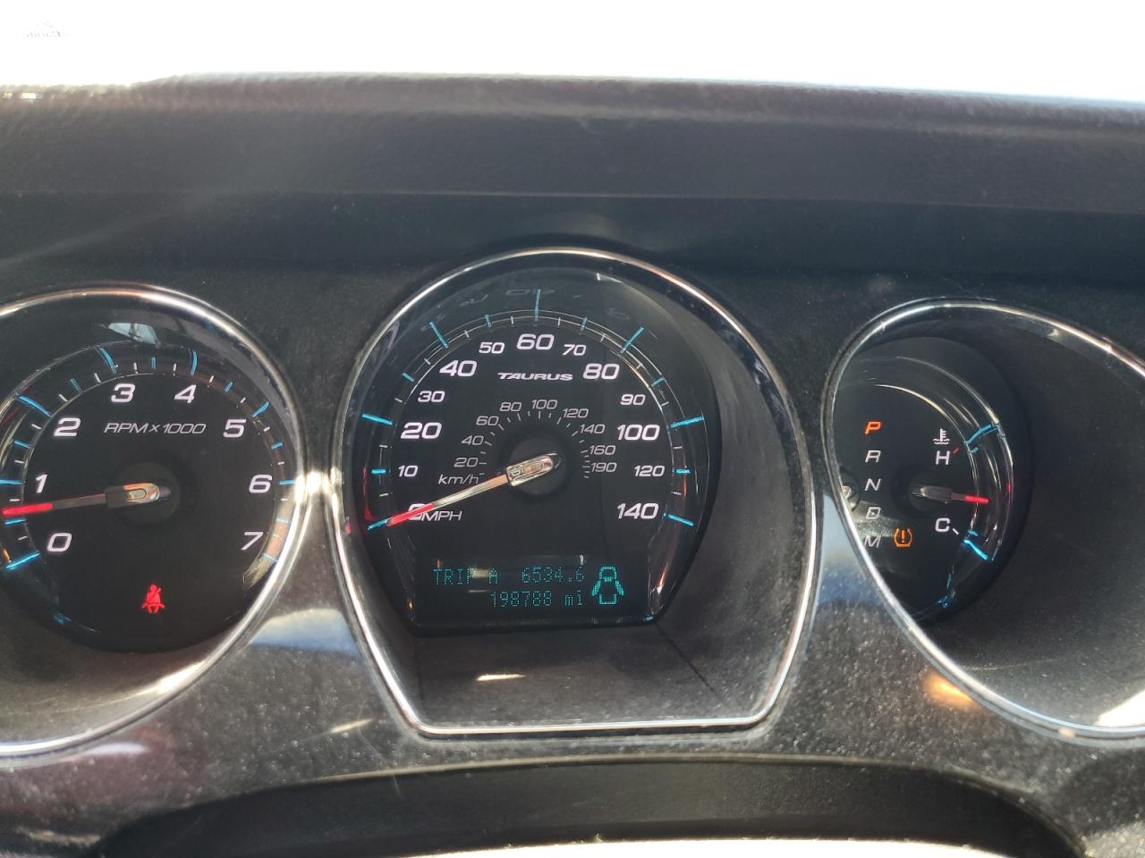 2011 Ford Taurus Limited VIN: 1FAHP2FW0BG181946 Lot: 66258425