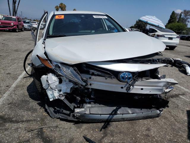  TOYOTA CAMRY 2021 White