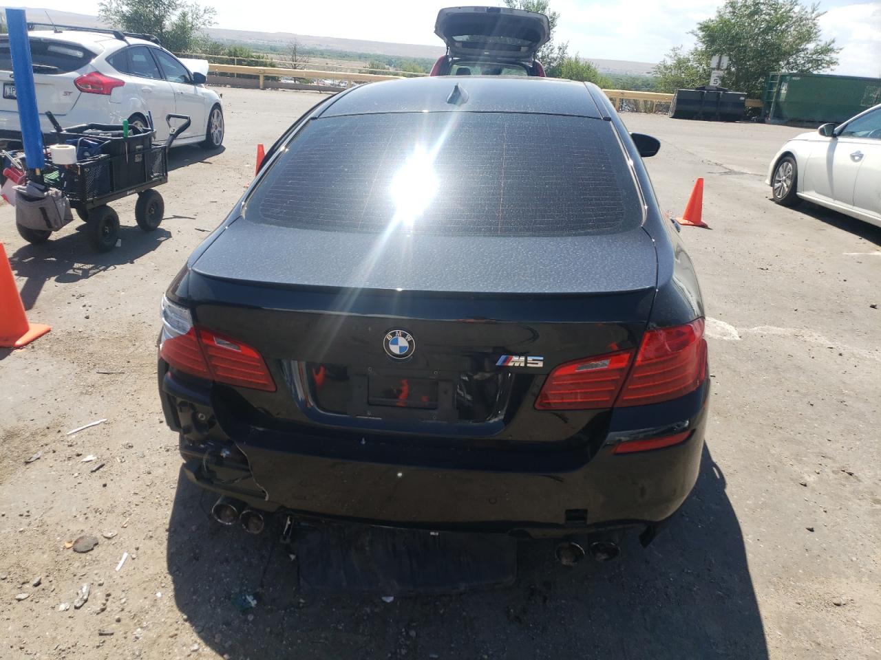 2015 BMW M5 VIN: WBSFV9C51FD594924 Lot: 64264635