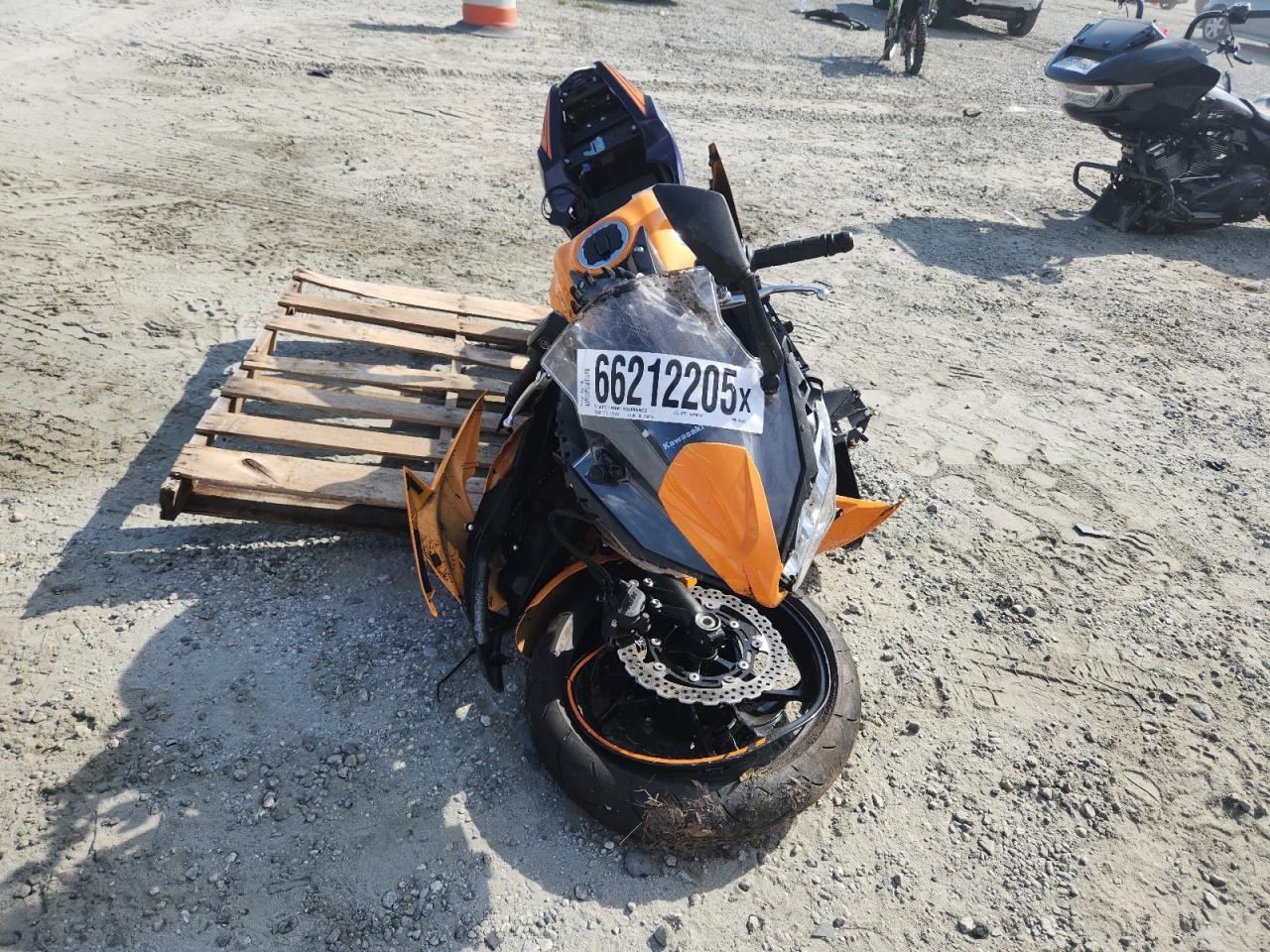 ml5exep10sdaf5825 ML5EXEP10SDAF5825 2025 Kawasaki Ex650 P