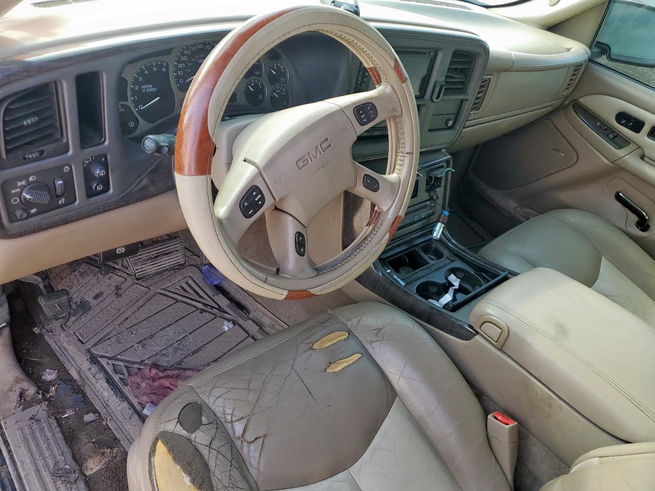 2005 GMC Yukon Denali VIN: 1GKEK63U25J189757 Lot: 64524715