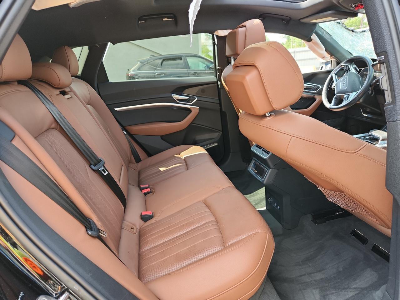 2019 Audi E-Tron Premium Plus VIN: WA1LAAGE2KB009902 Lot: 64760245