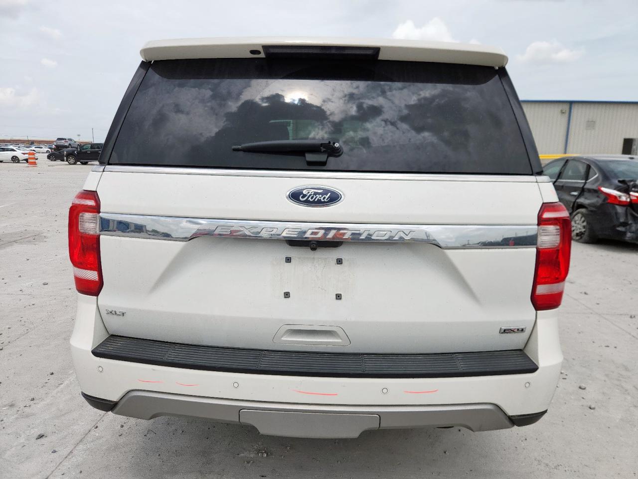 2020 Ford Expedition Xlt VIN: 1FMJU1JT4LEA73334 Lot: 63410355