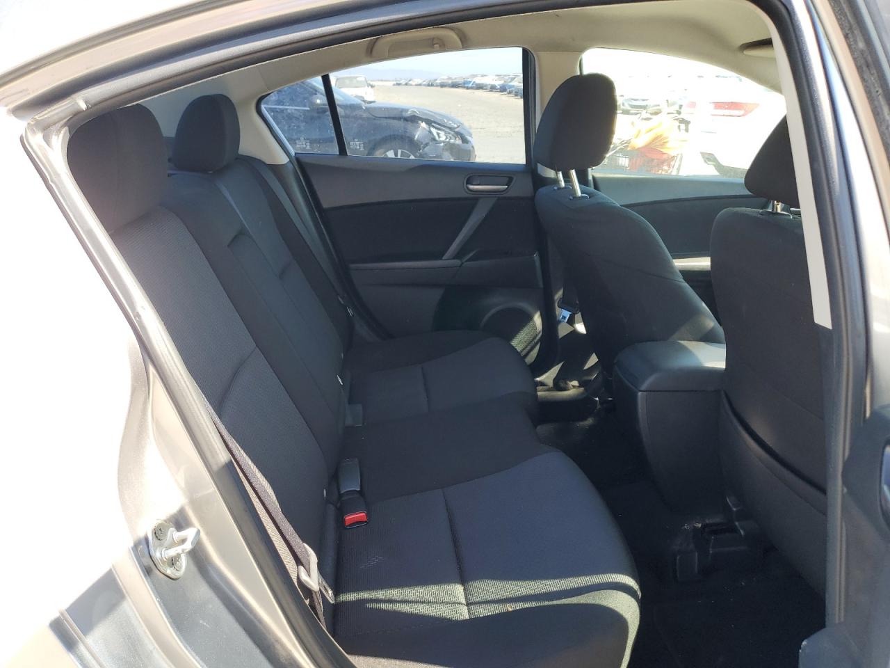 2010 Mazda 3 I VIN: JM1BL1SGXA1147812 Lot: 66872095
