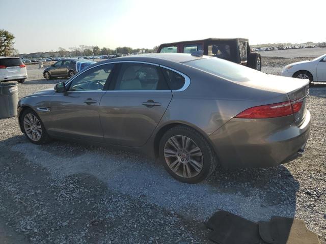 Sedans JAGUAR XF 2017 Green