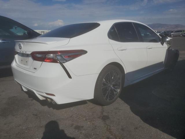  TOYOTA CAMRY 2018 Biały