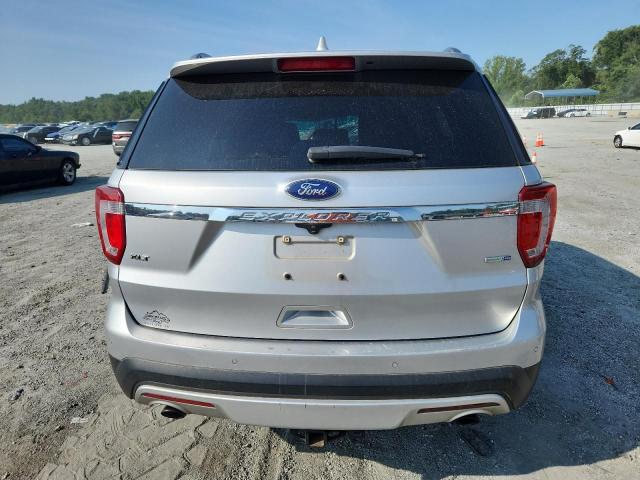  FORD EXPLORER 2016 Srebrny