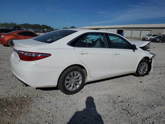  TOYOTA CAMRY 2016 Biały