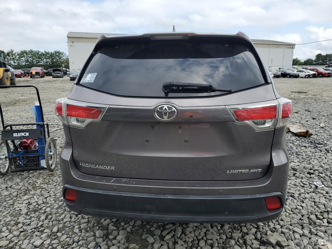 2015 Toyota Highlander Limited VIN: 5TDDKRFH7FS084174 Lot: 63921375