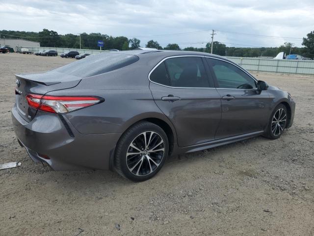  TOYOTA CAMRY 2018 Серый