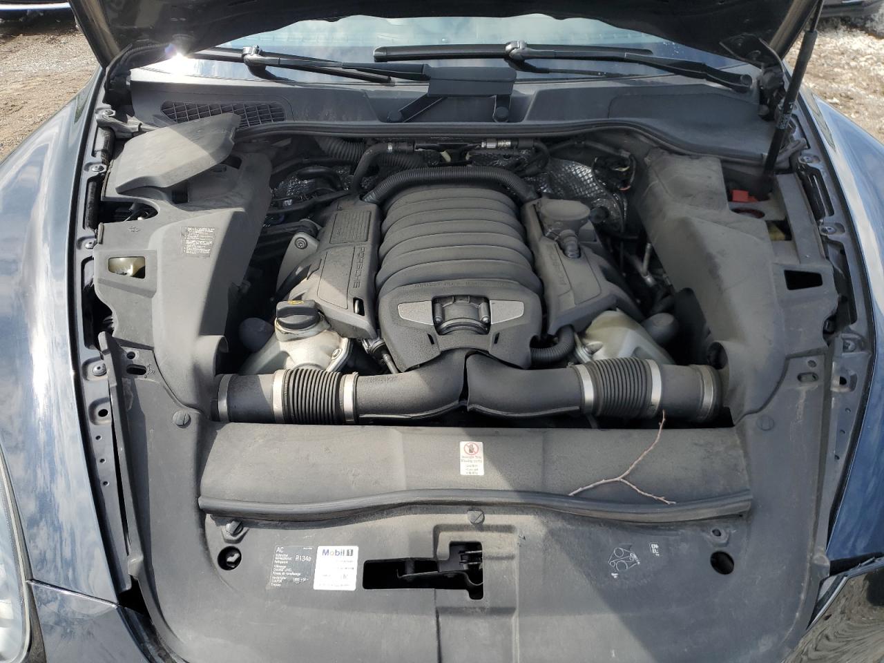 2013 Porsche Cayenne Gts VIN: WP1AD2A23DLA74360 Lot: 64064725