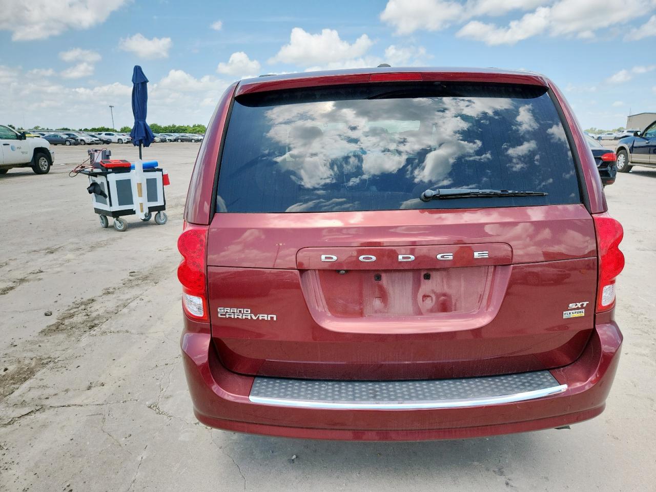 2019 Dodge Grand Caravan Sxt VIN: 2C4RDGCG2KR765832 Lot: 64653835